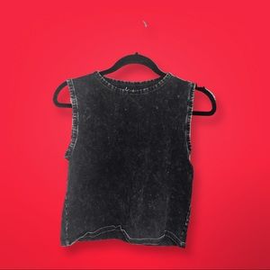 Black acid wash stretchy cropped muscle tank